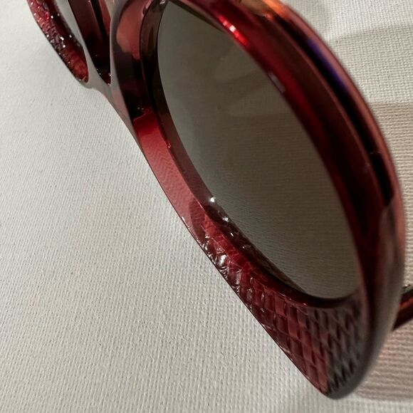 BOTTEGA VENETA'S Designer round cat-eye chunky retro Italian sunglasses UV NWT - Picture 12 of 17